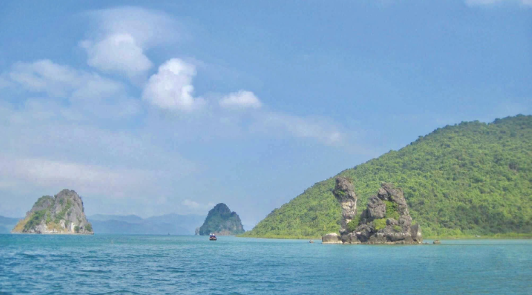 Tour Cảng Ao Tiên – Làng Chài Cống Lão Vọng – Đảo Trà NGọ Lớn – Hòn Thiên Nga